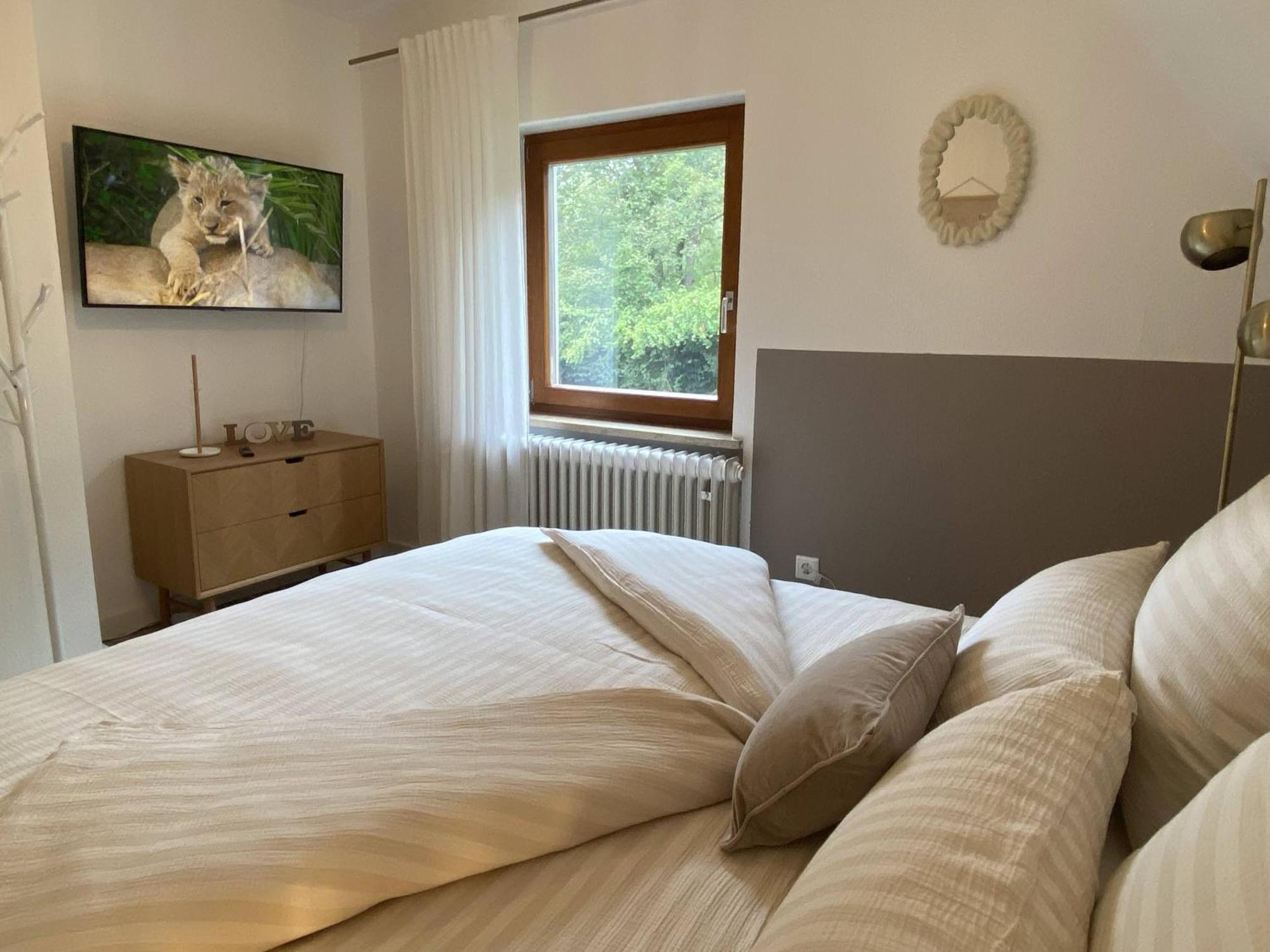 Messe- & Ferienhaus Gertraud Am Ludwigskanal, 24 H Self Check-In, Gratis Parken Wendelstein Kültér fotó