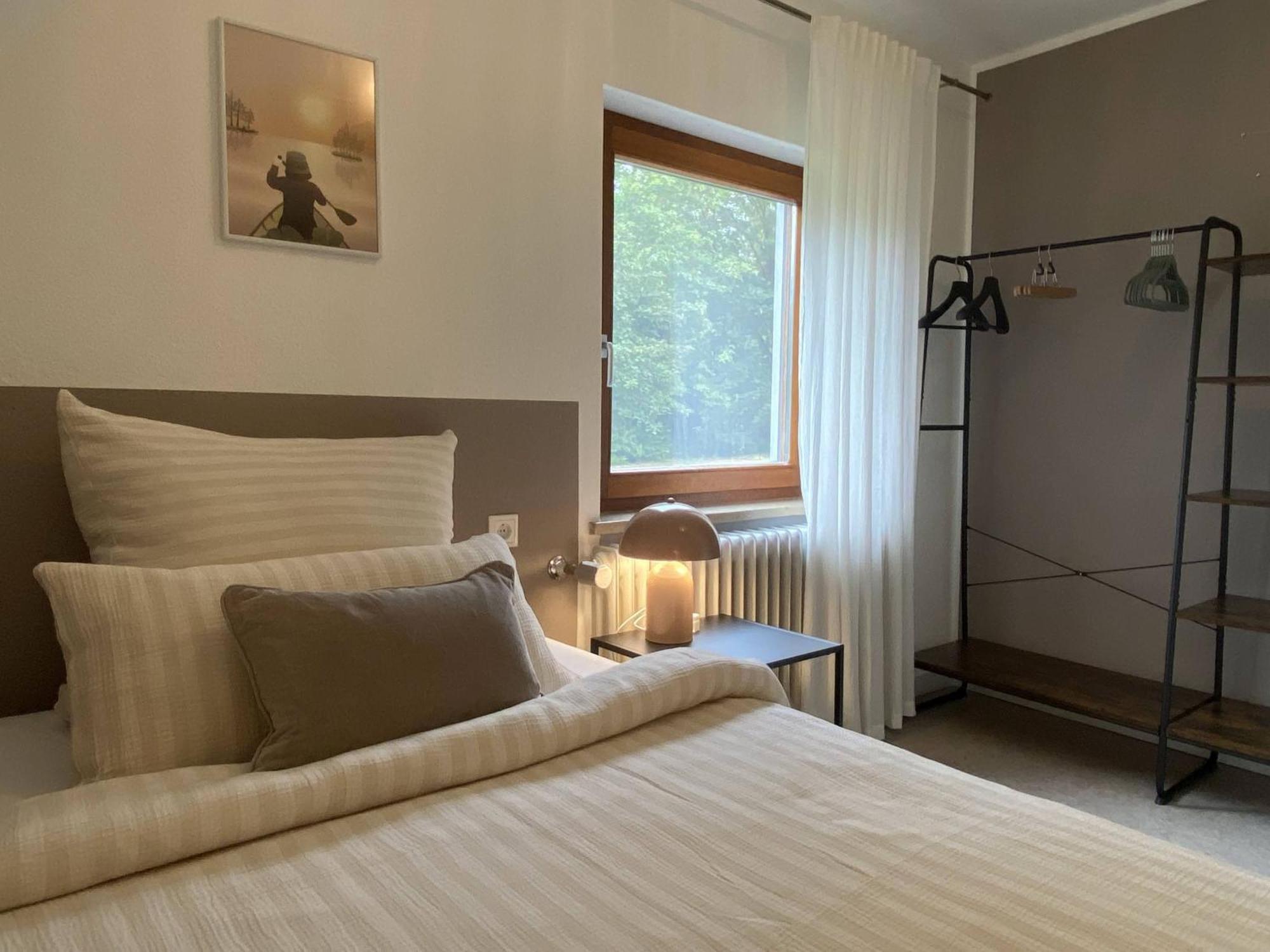 Messe- & Ferienhaus Gertraud Am Ludwigskanal, 24 H Self Check-In, Gratis Parken Wendelstein Kültér fotó
